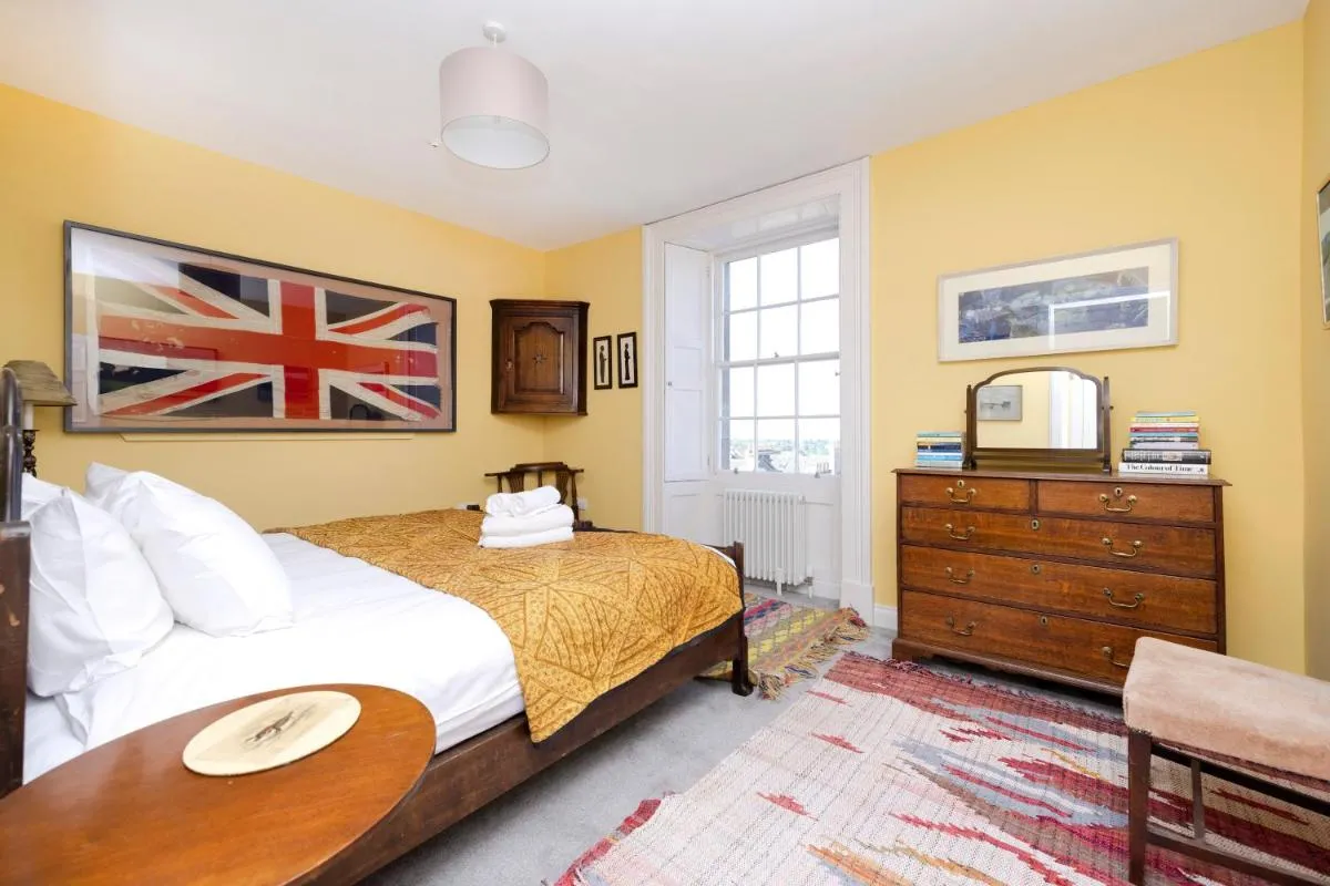 Image 1 of JOIVY Inviting flat near city centre