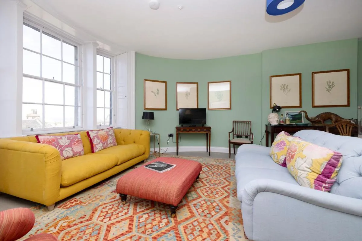 Image 4 of JOIVY Inviting flat near city centre