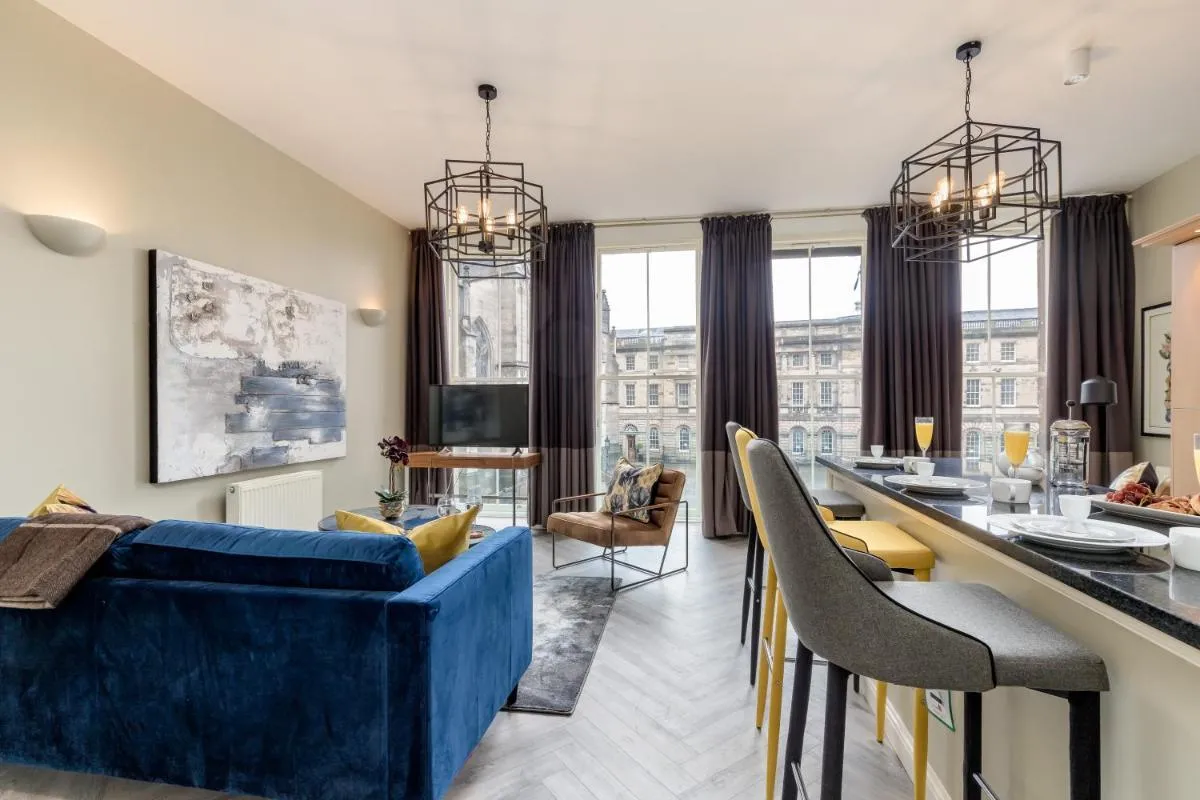 Image 5 of JOIVY Luxury flats in Old Town, right on Royal Mile