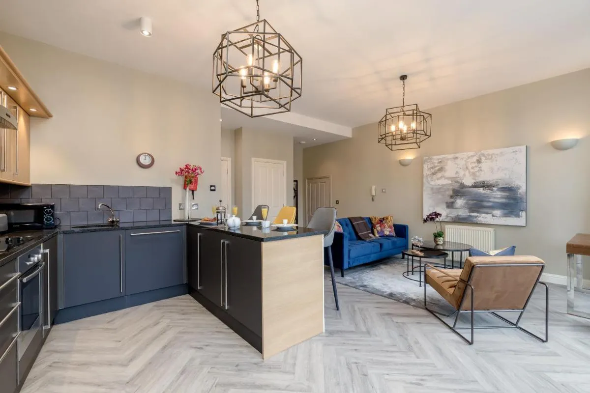 Image 3 of JOIVY Luxury flats in Old Town, right on Royal Mile