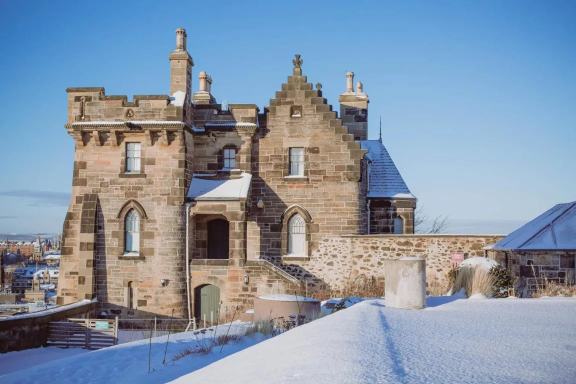 Image of JOIVY Observatory House and Apartment