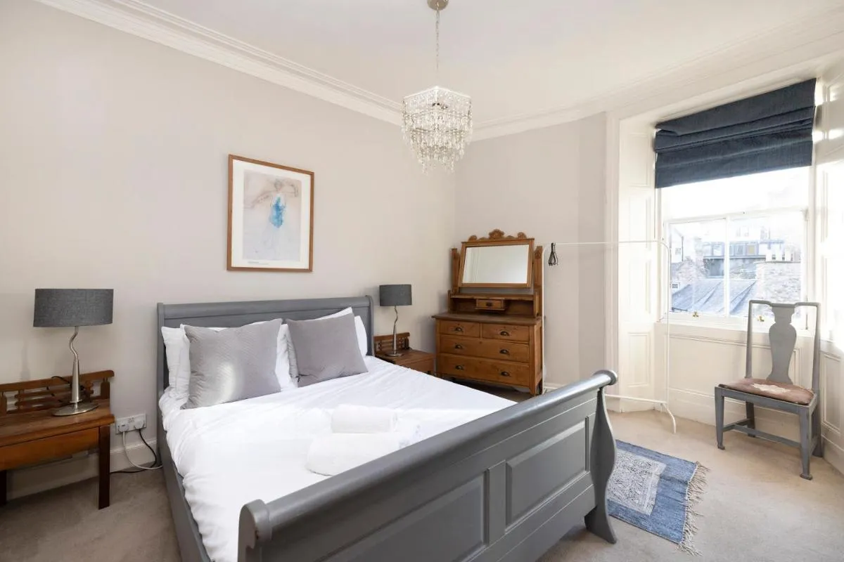 Image 1 of JOIVY Old Town 1-Bed Apartment with Stunning Views