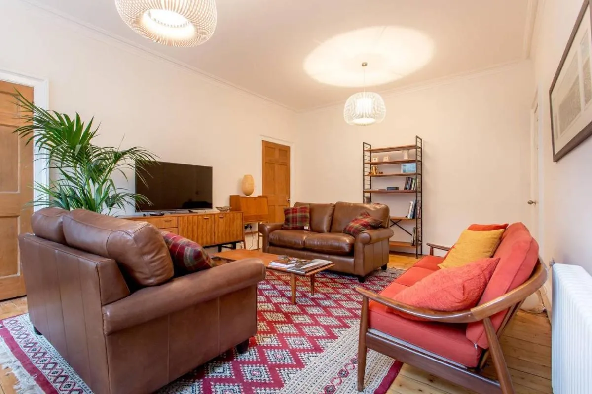 Image 4 of JOIVY Spacious 2 Bed Apt in Ideal City Centre Location