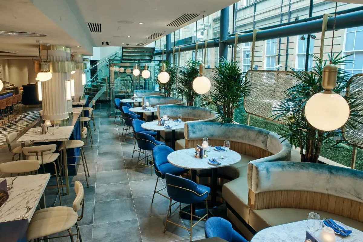 Image 1 of Le Monde Hotel