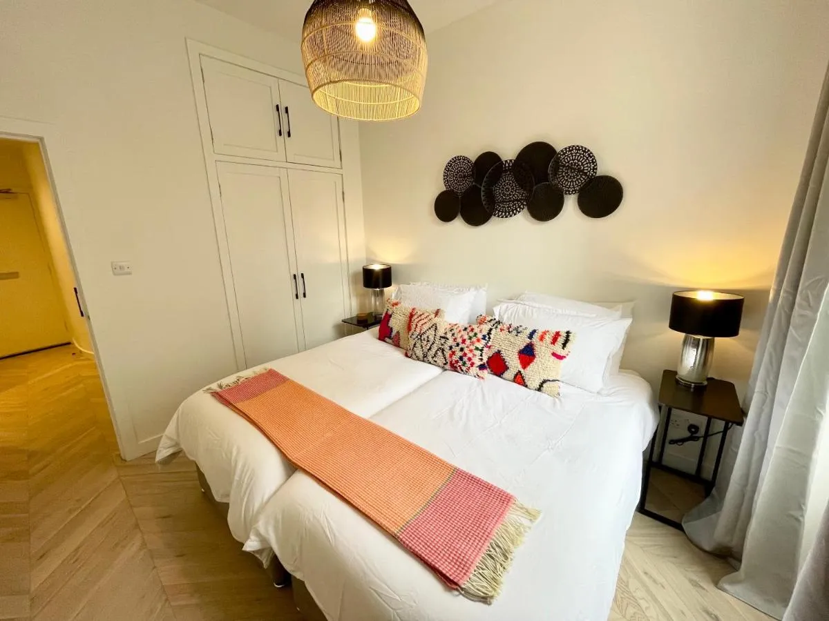 Image 6 of Leith Street Suite