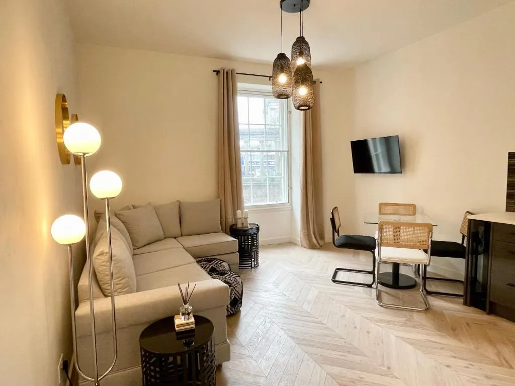 Image of Leith Street Suite