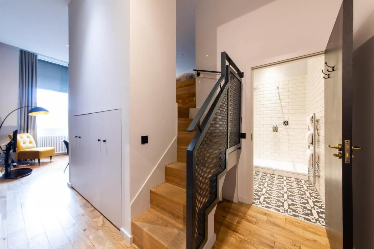 Image 1 of Linton Collection – Blackfriars Lofts