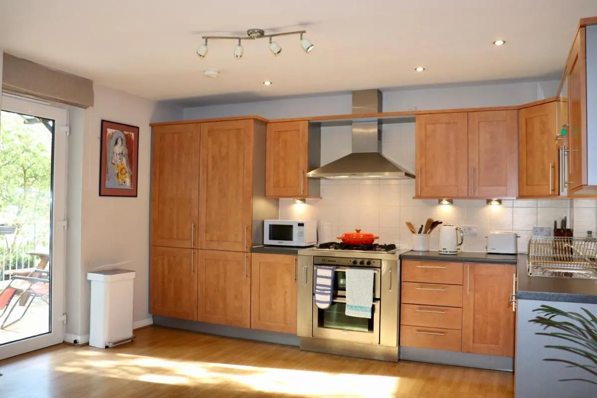 Image 2 of LuxApartment – Port Of Leith – Free Parking