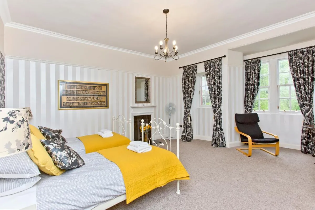 Image 1 of Luxury 3-Bedroom Apartment with Stunning Views at Ramsay Garden