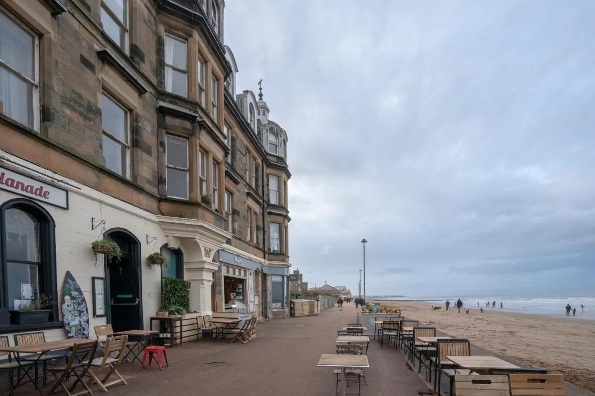 Image 4 of Luxury Apartment – Portobello
