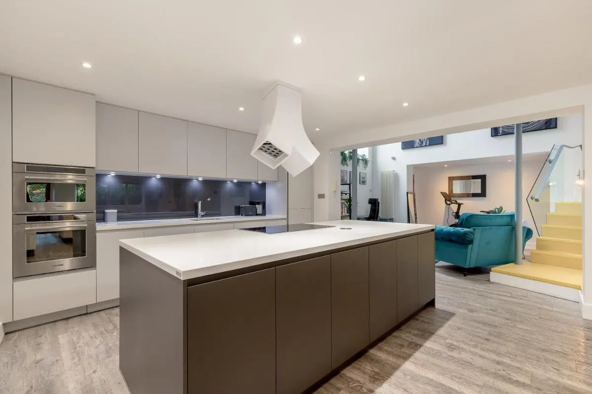 Image 3 of Luxury Architect Designed Apt 13 Mins to Royal mile