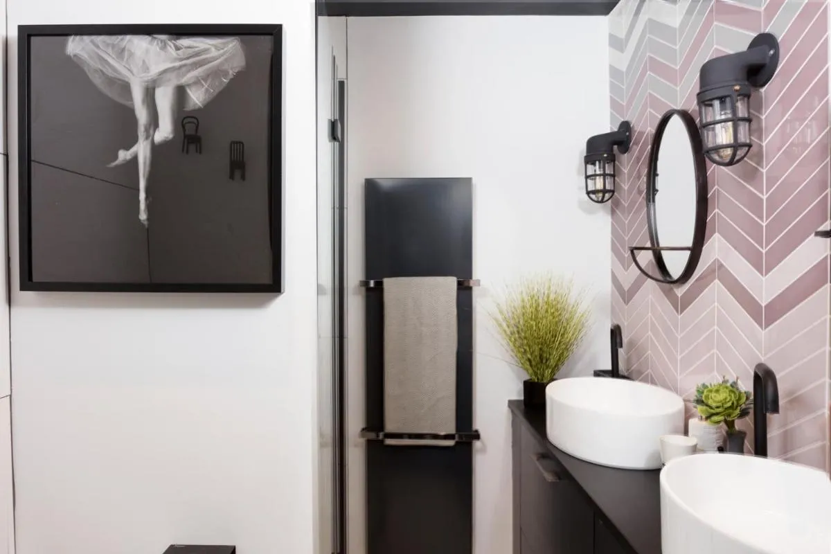 Image 1 of Luxury Boutique Apt in fashionable Stockbridge 5*