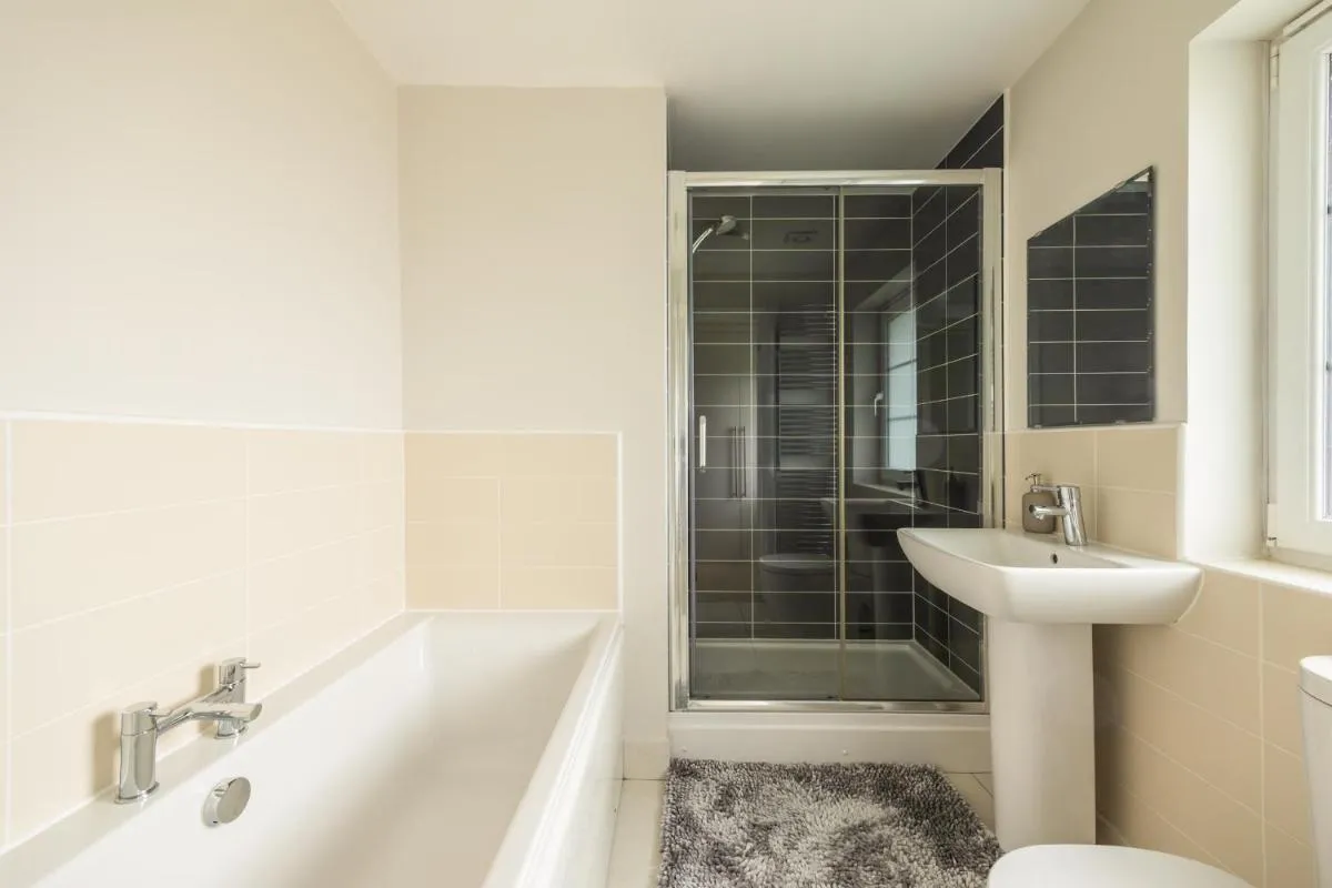 Image 6 of Luxury Detached Home