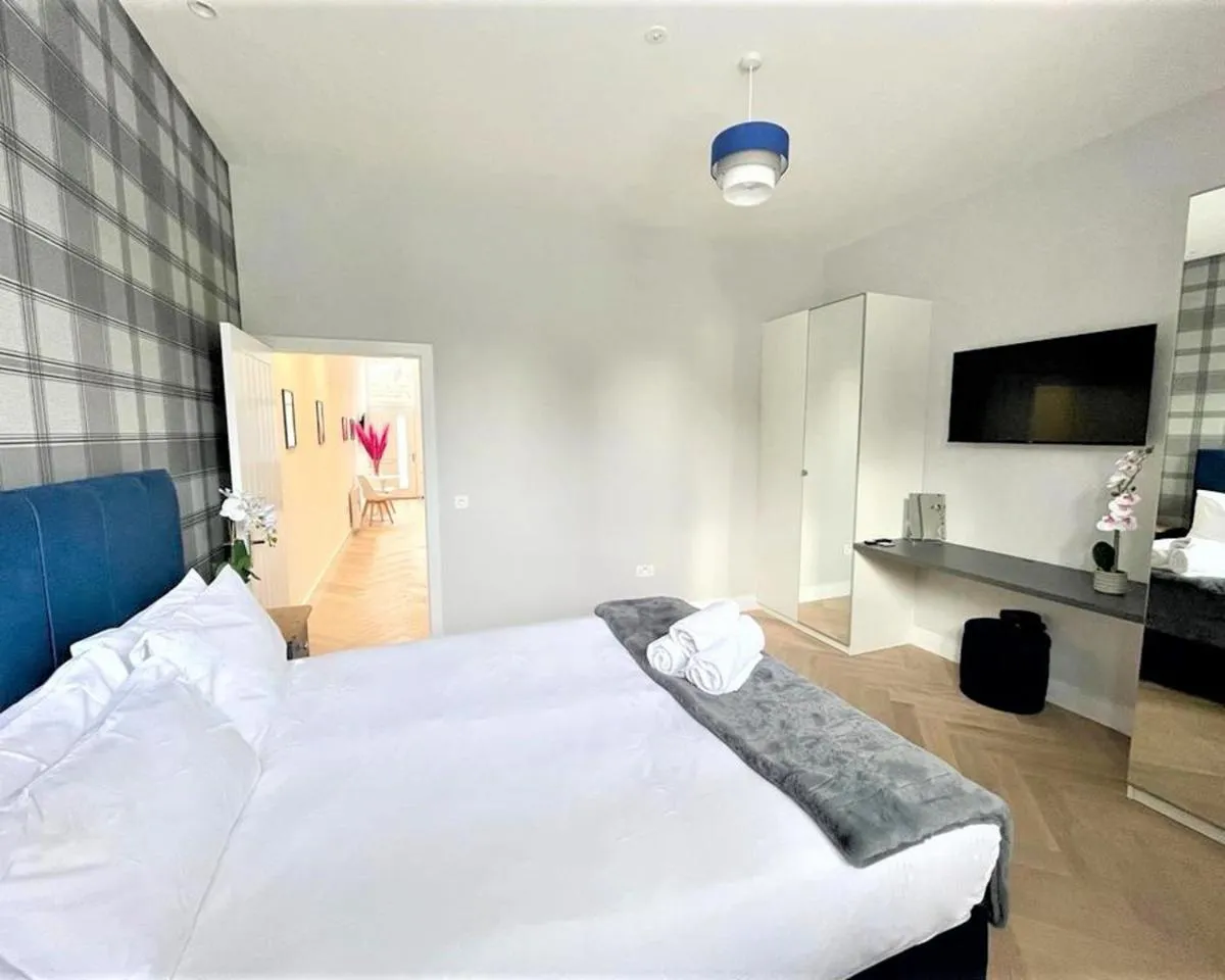 Image 5 of Luxury Reno’d 1 Bed Nr Bruntsfield & The Meadows