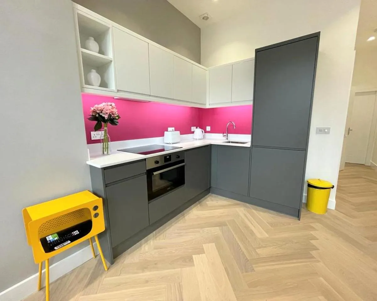 Image 2 of Luxury Reno’d 1 Bed Nr Bruntsfield & The Meadows
