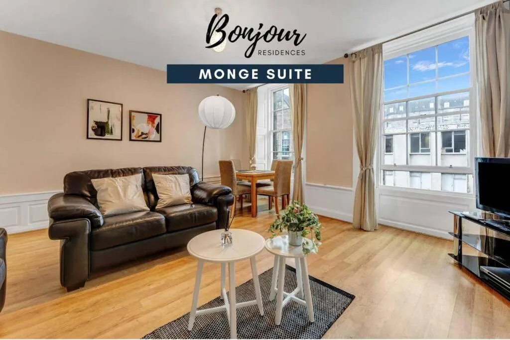 Image of Monge Suite Old Town 2BR-1BA, near Royal Mile by Bonjour Residences Edinburgh