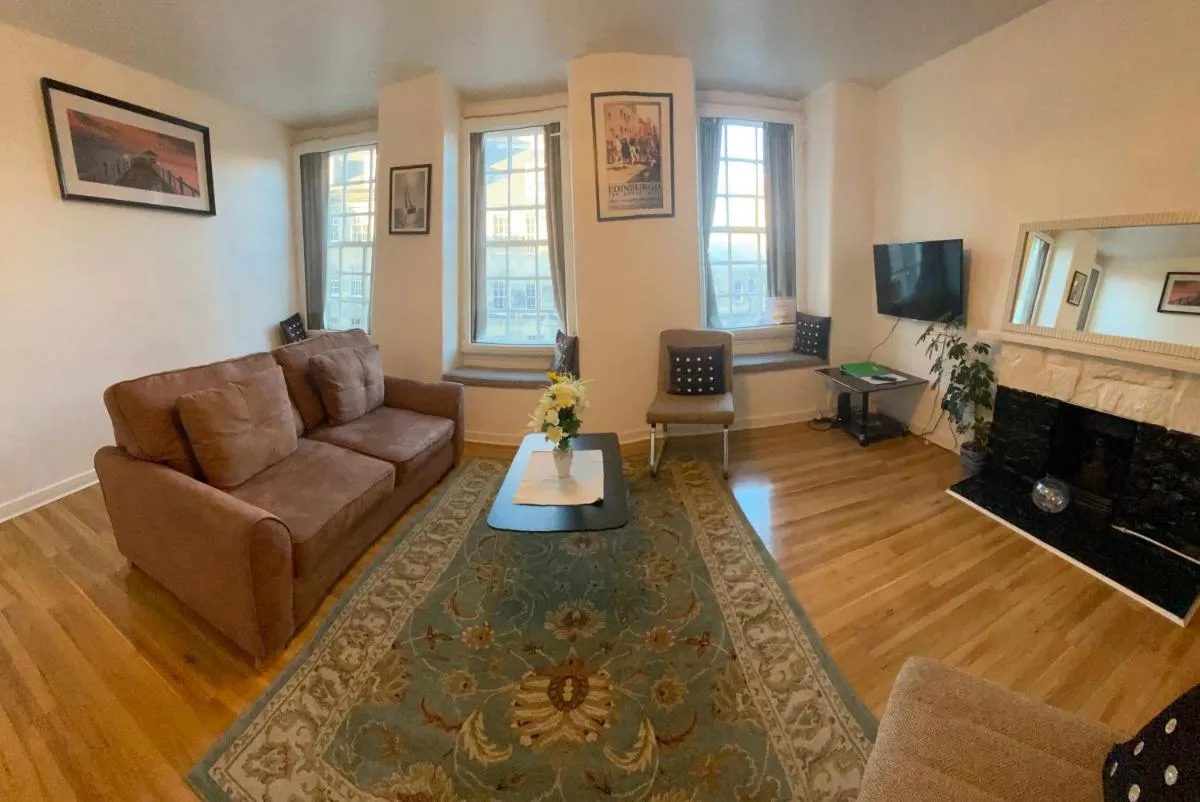 Image 4 of Old Town View Apartment