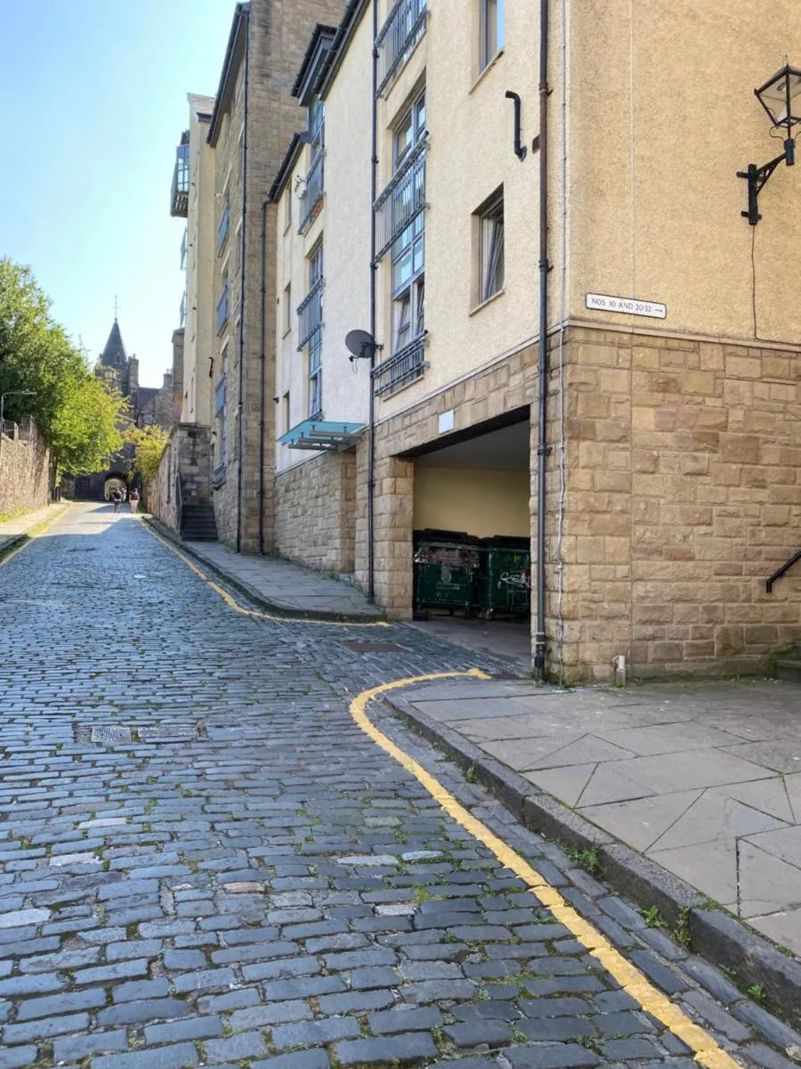 Image 5 of Old town, free parking, Outlander experience