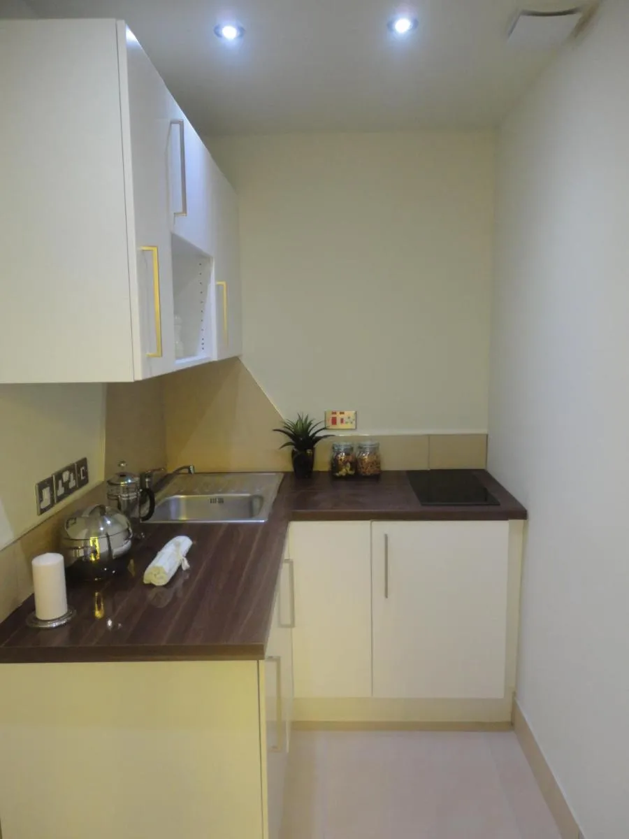 Image 4 of Palmerston Suites