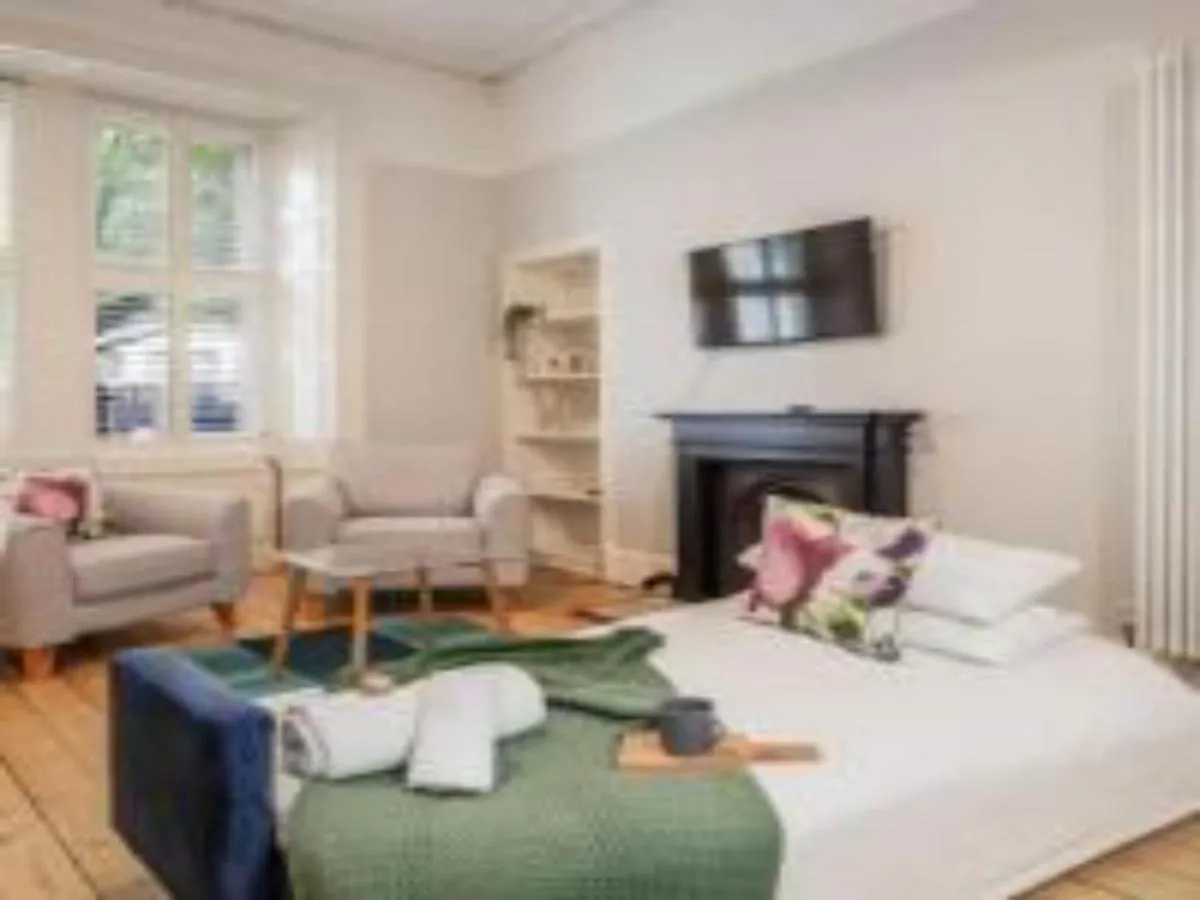 Image 5 of Pass The Keys Main Door 3 Bed Apartment with Free Parking