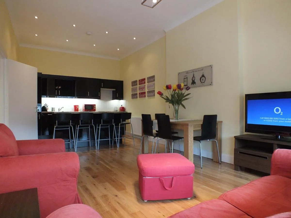 Image 2 of Picardy Place Apartment