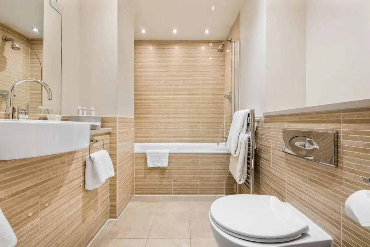 Image 5 of Princes Street Suites