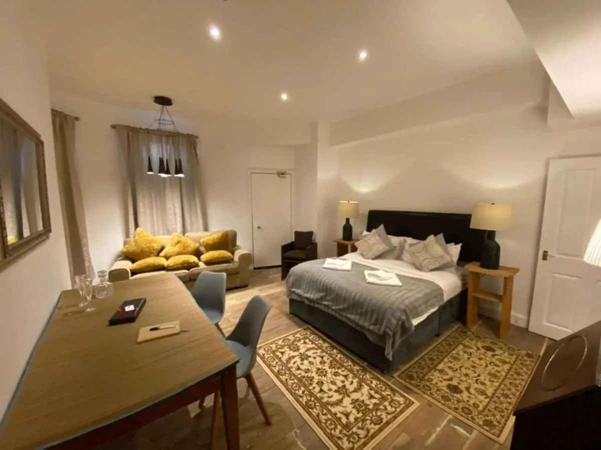 Image 4 of Queen Street Boutique Suites