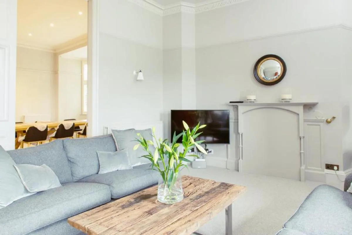 Image 4 of Ramsay Gardens – Grand 4-Bedroom Apartment Next To Castle