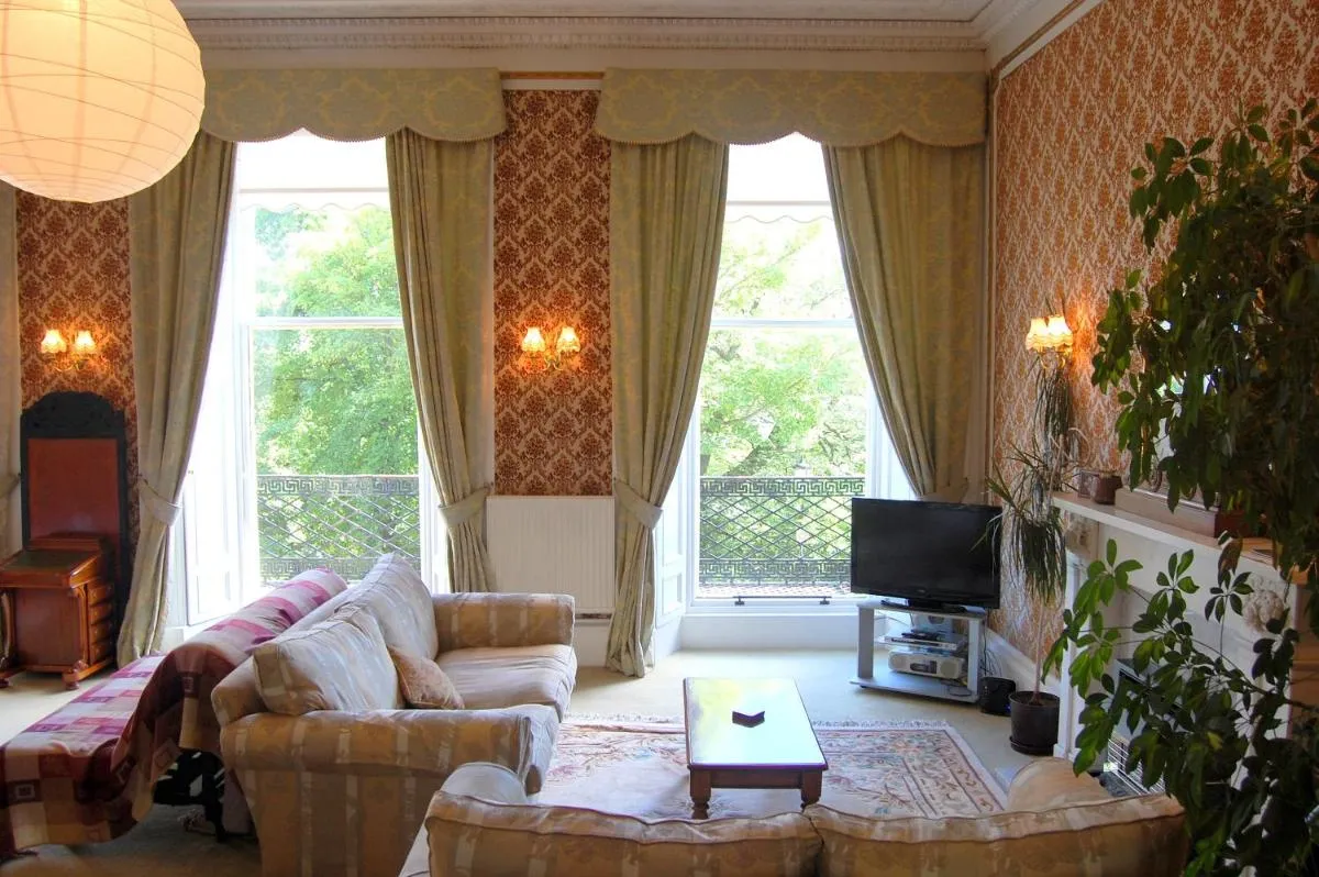 Image 4 of Regent Terrace, Central and Charming, Quiet