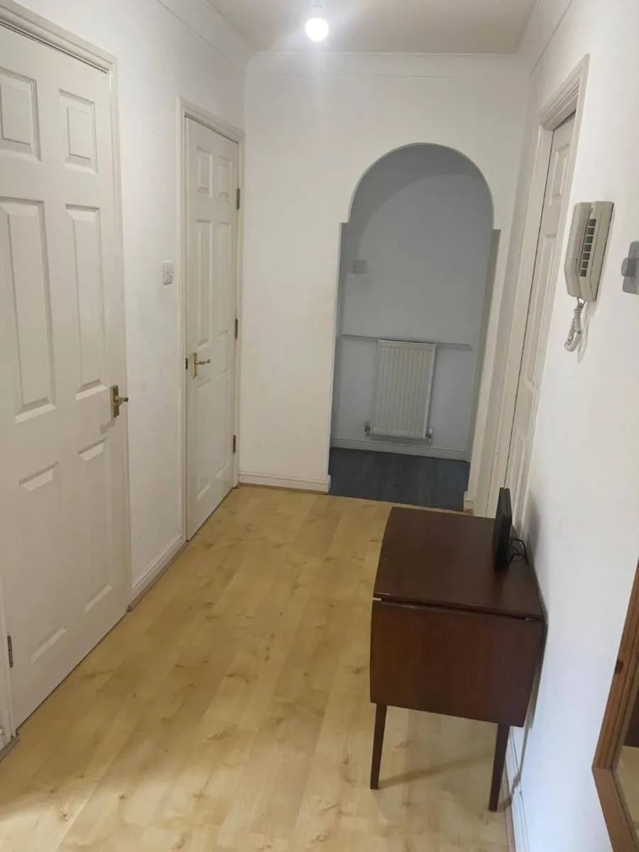 Image 5 of Snug & Serene 2BD Flat – Roseburn