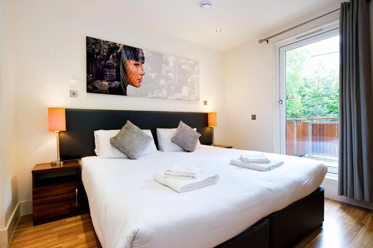 Image 1 of Staycity Aparthotels Edinburgh West End