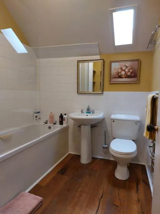Image 6 of Stunning 4 bedroom, 2-Storey Apartment on the Royal Mile