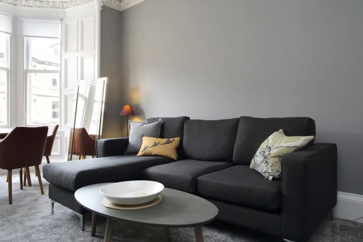 Image 6 of Stylish 2 Bedroom Bruntsfield Apartment in Edinburgh
