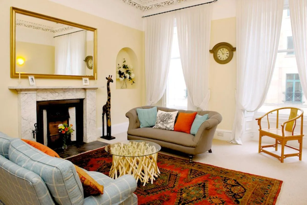 Image 5 of Stylish Central Edinburgh Apartment