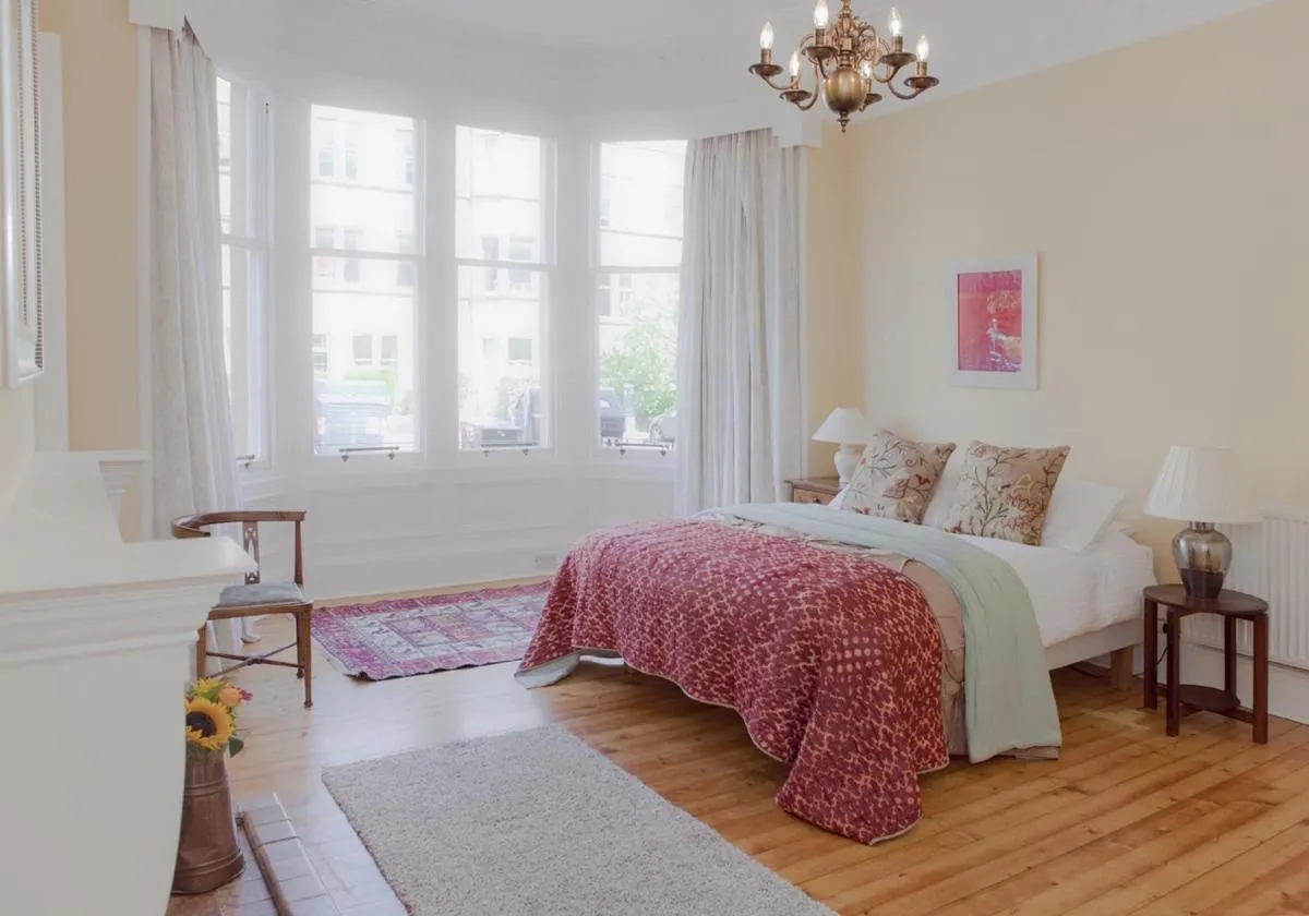 Image 1 of The Edinburgh Address – Classic Marchmont Charm