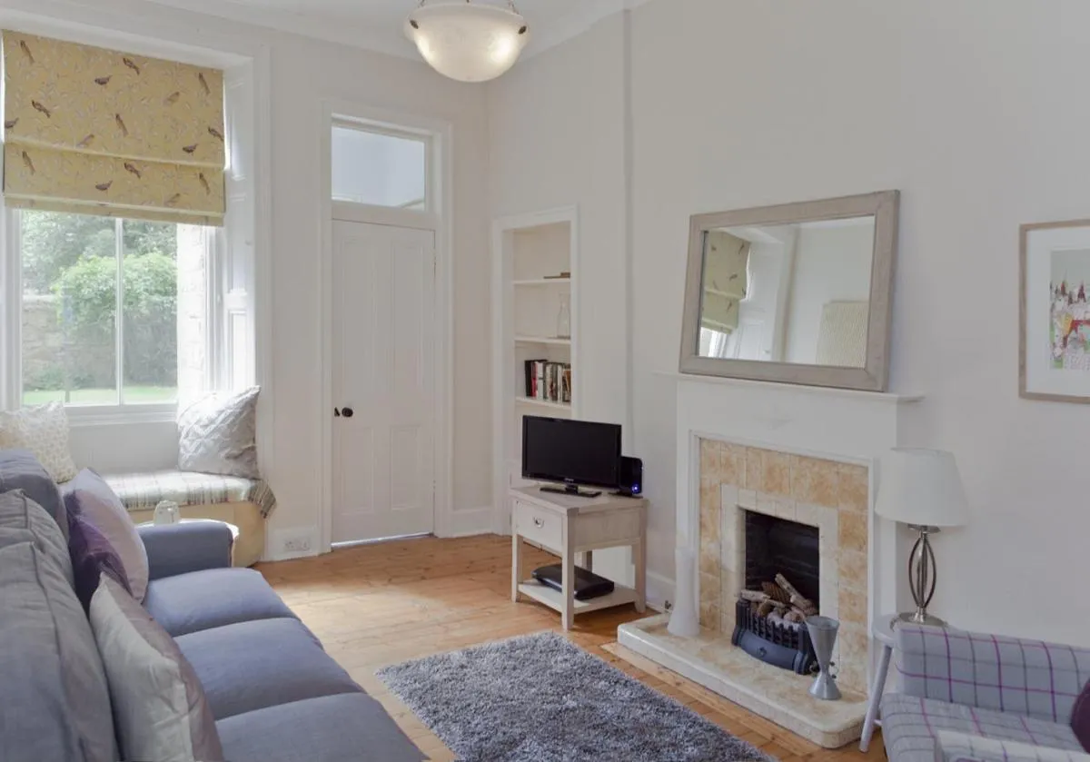Image 4 of The Edinburgh Address – Classic Marchmont Charm