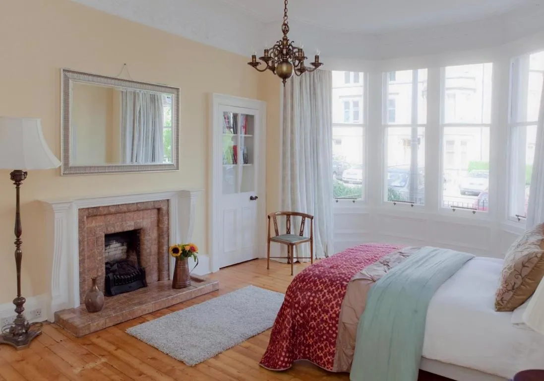 Image of The Edinburgh Address – Classic Marchmont Charm