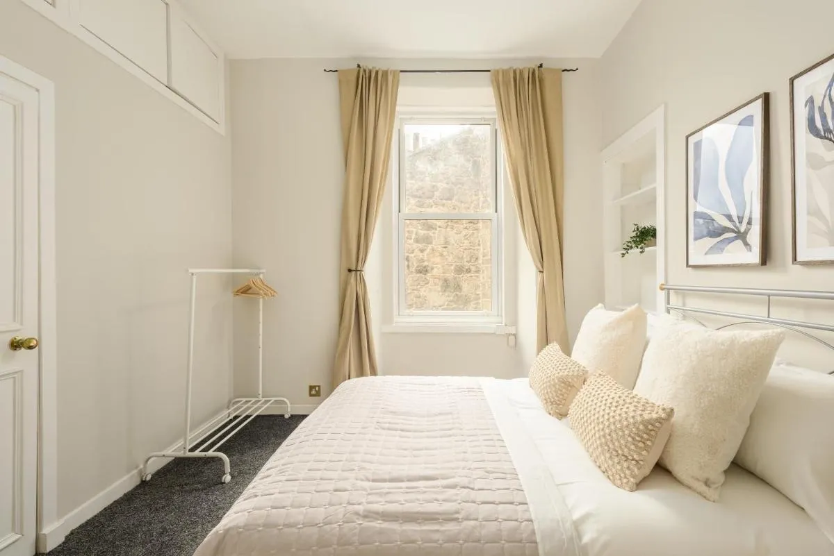Image 5 of The Raeburn Residence – Stockbridge