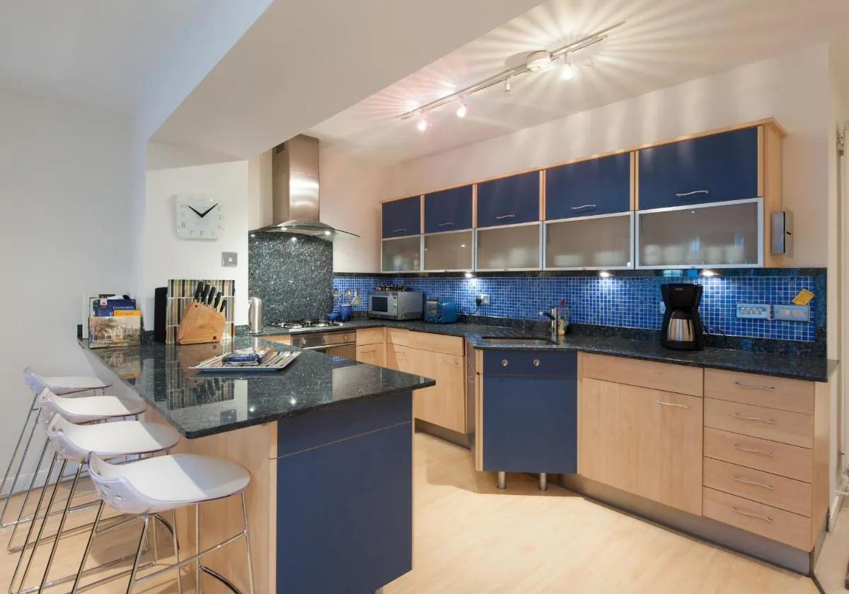 Image 3 of The York Place Residence