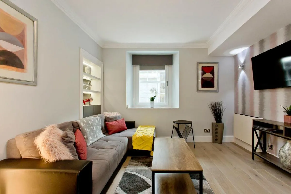 Image 4 of Ultra Modern, West End Village, Refurbished 1 bed