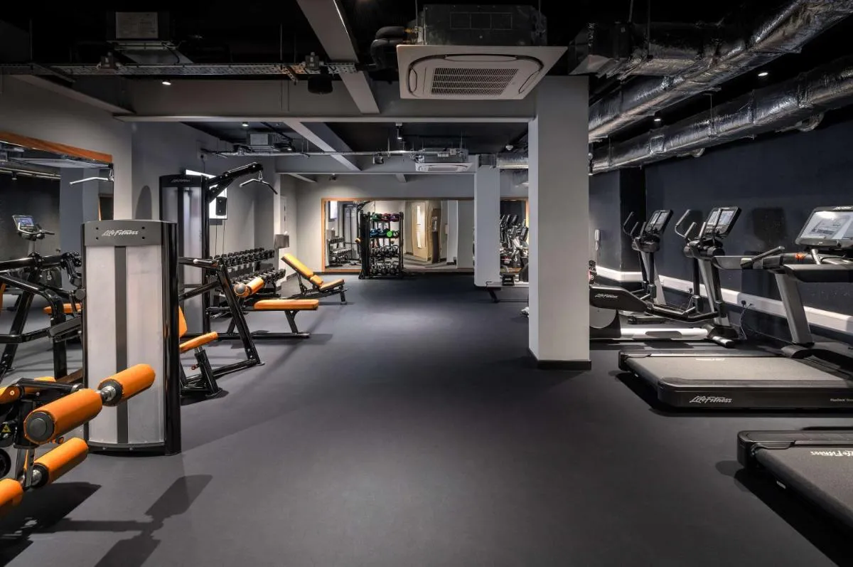 Image 3 of YOTEL Edinburgh